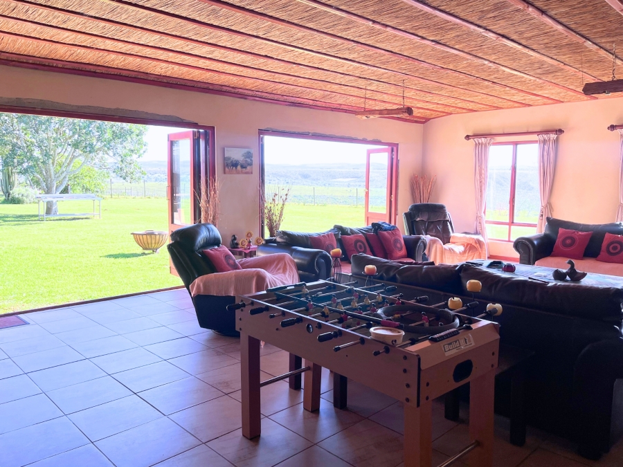 5 Bedroom Property for Sale in Grahamstown Central Eastern Cape